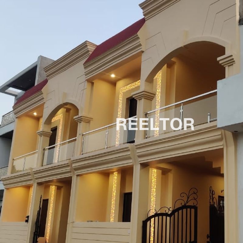 Villa For Rent In Pawnalaalche Mahoor
