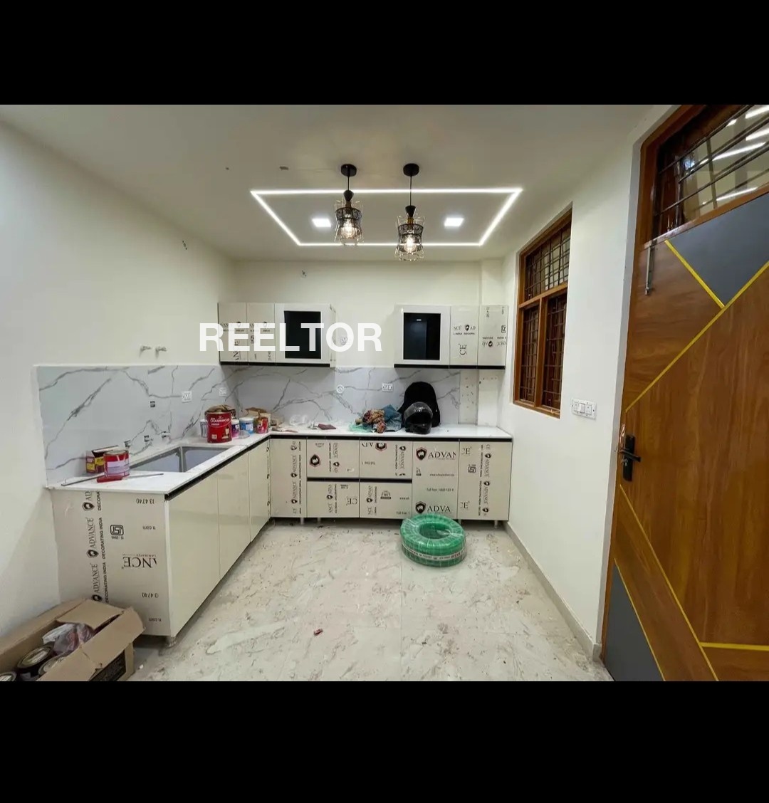 Villa For Sale In Tanoda Kalamb