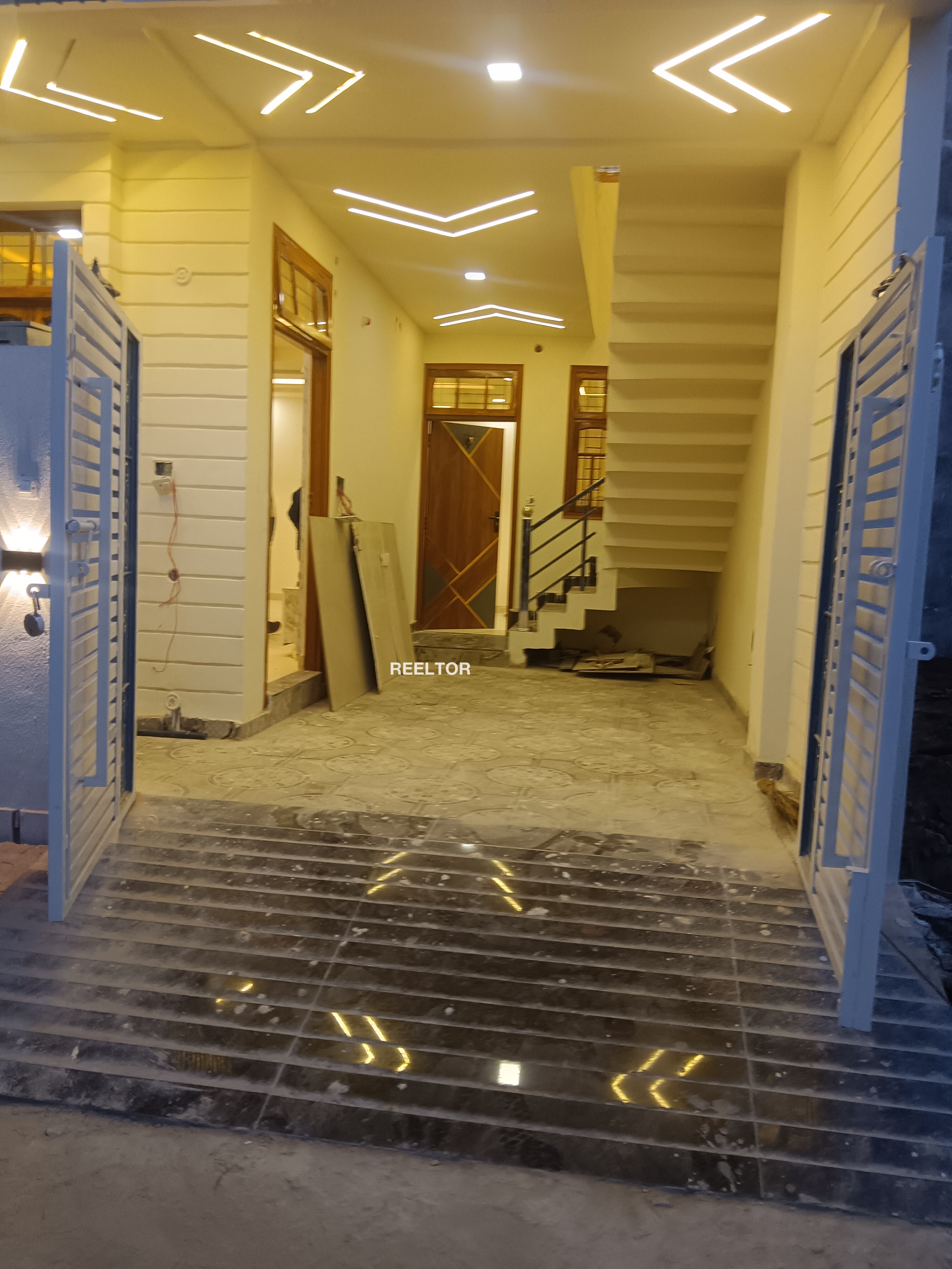 Bptp Pedestal Gurgaon