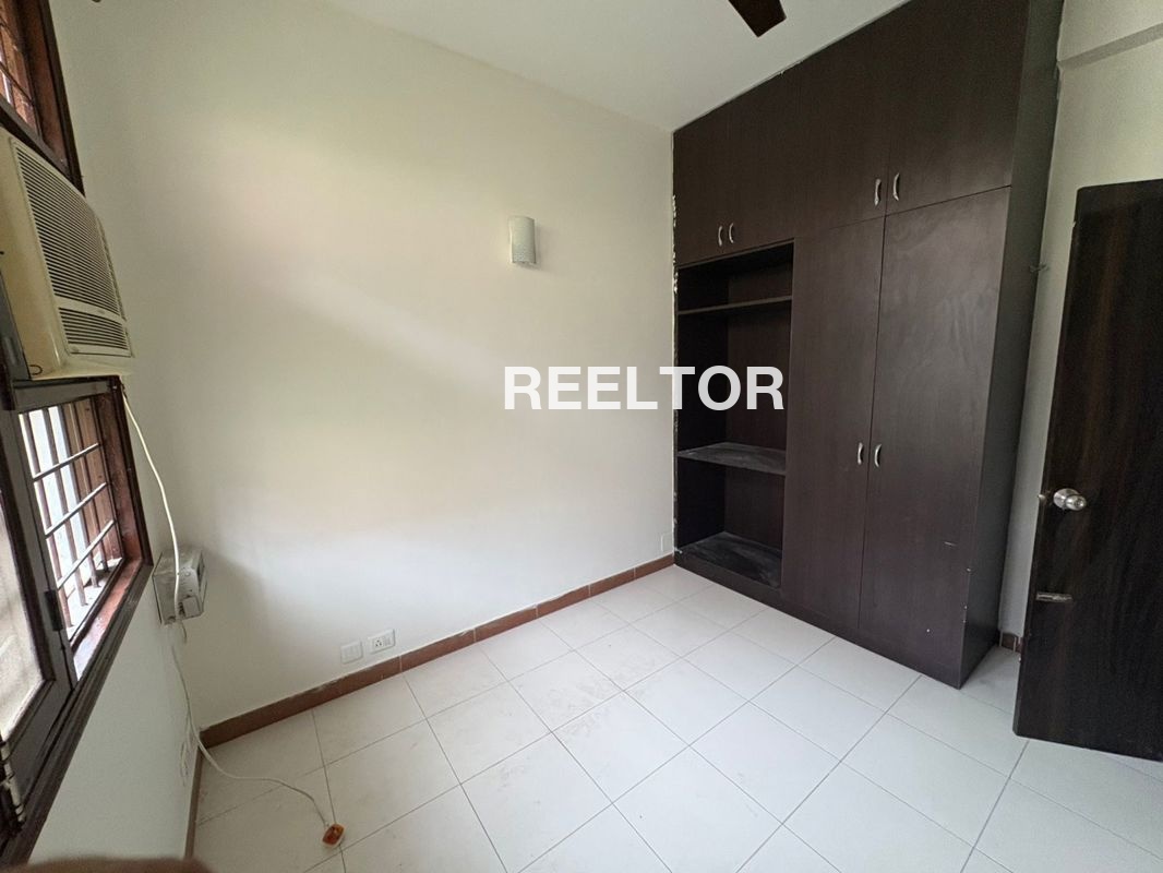 Shop For Rent In Dharavi