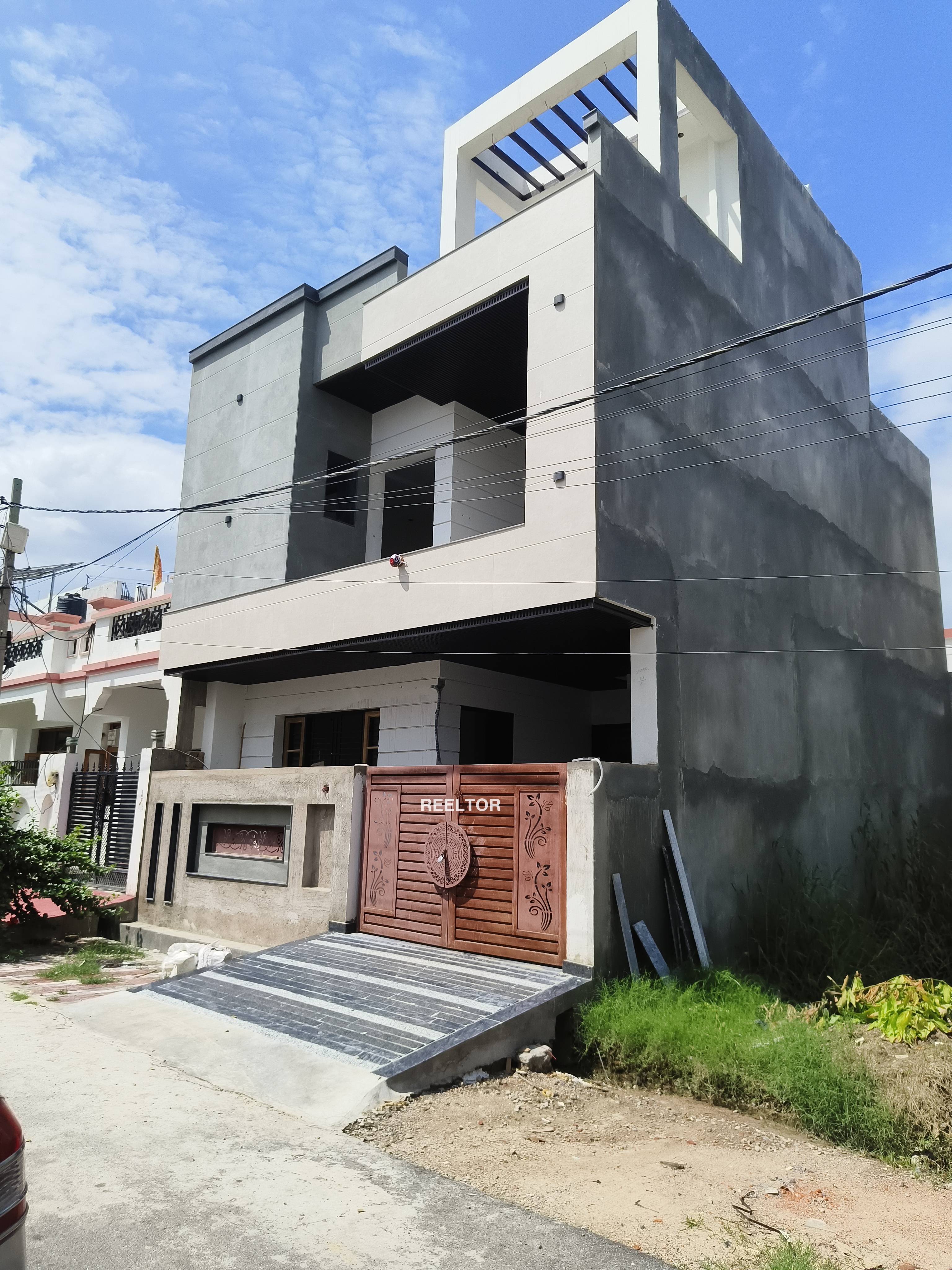 Shop For Rent In Mori Gate Kotwali