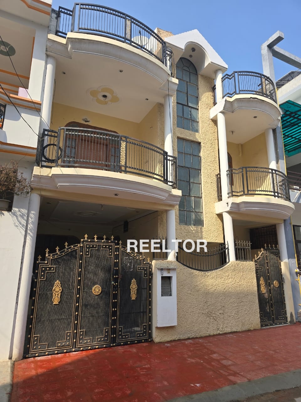 Villa For Rent In Tughlakabad Kalkaji
