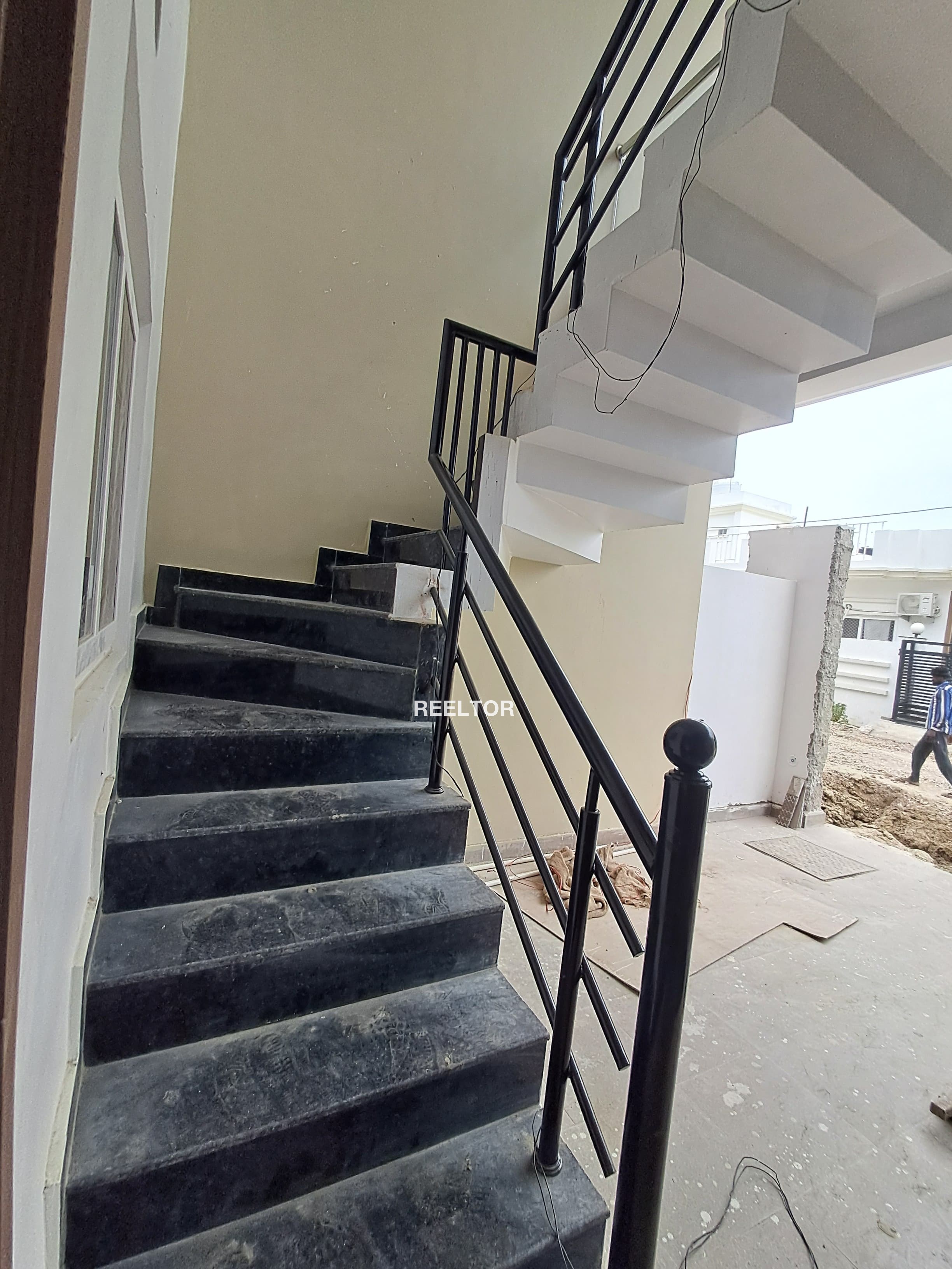 Villa For Sale In Ghazipur Preet Vihar