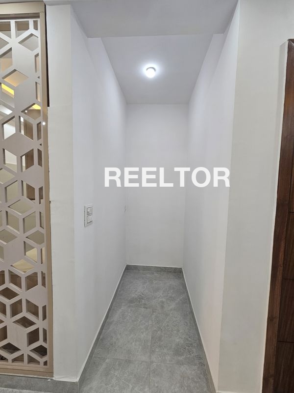 Villa For Sale In Chhatiaogi Aut