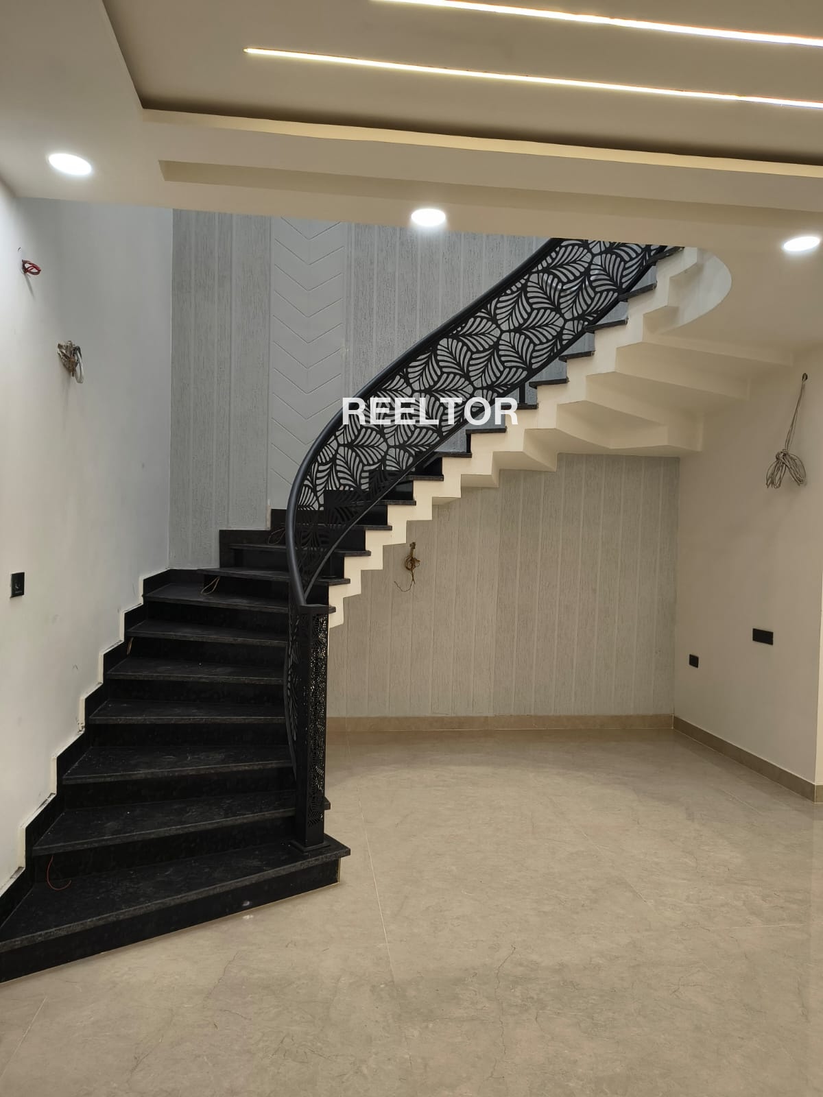 Shop For Rent In Netaji Nagar Market Vasant Vihar