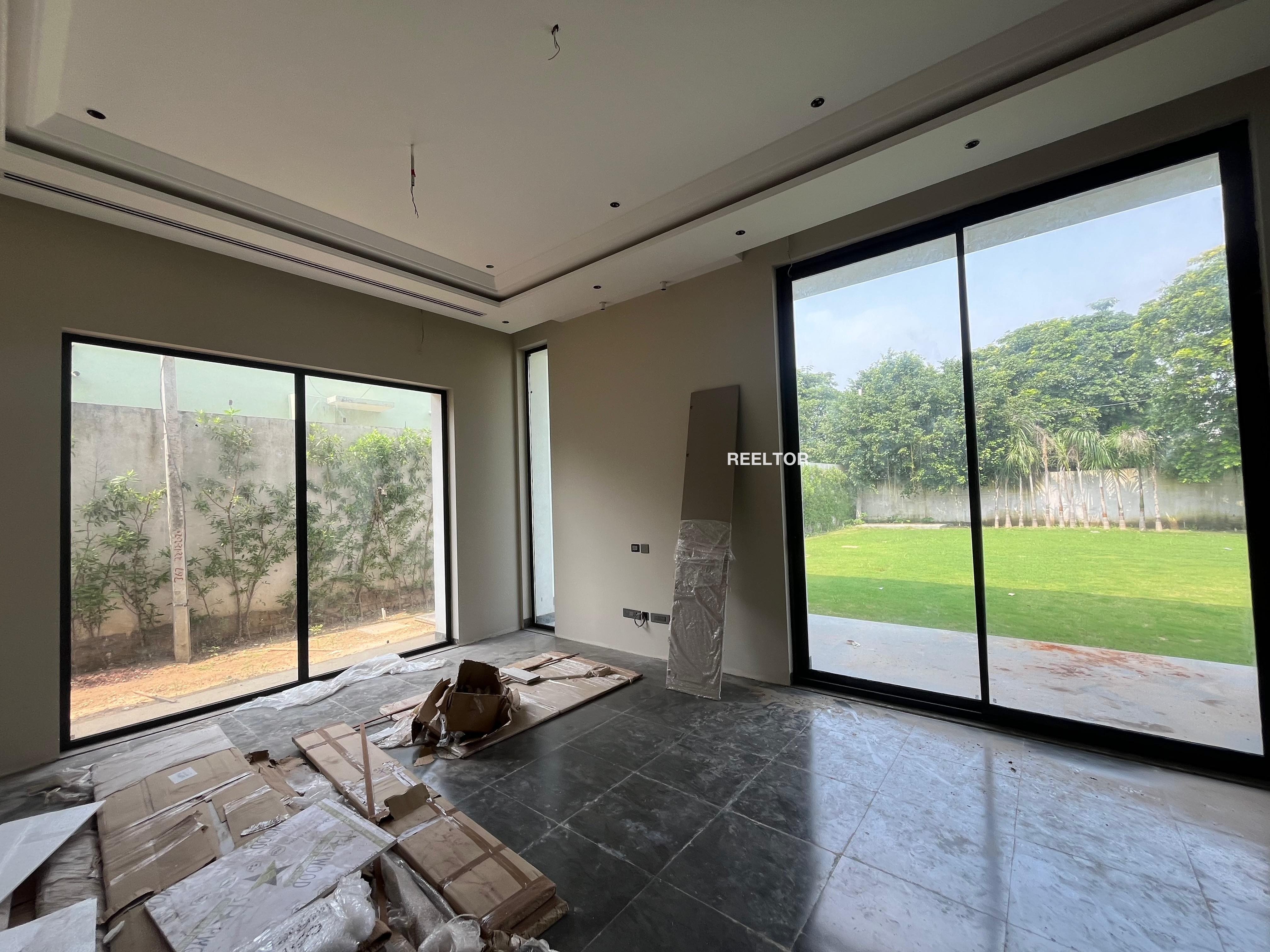 Shop For Rent In Kursi Fatehpur