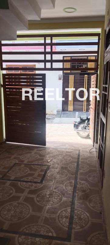 Shop For Rent In Auli