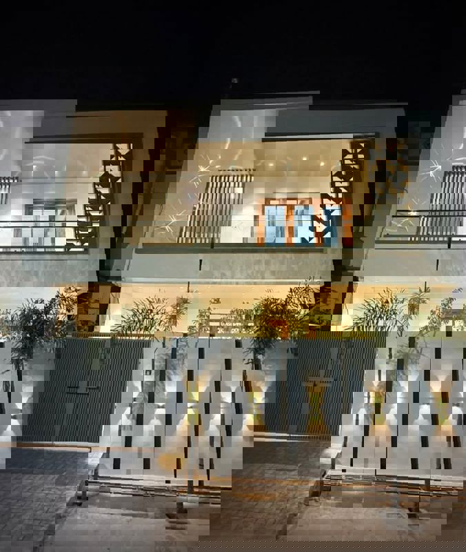 Floor For Sale In Palam Vihar Gurgaon