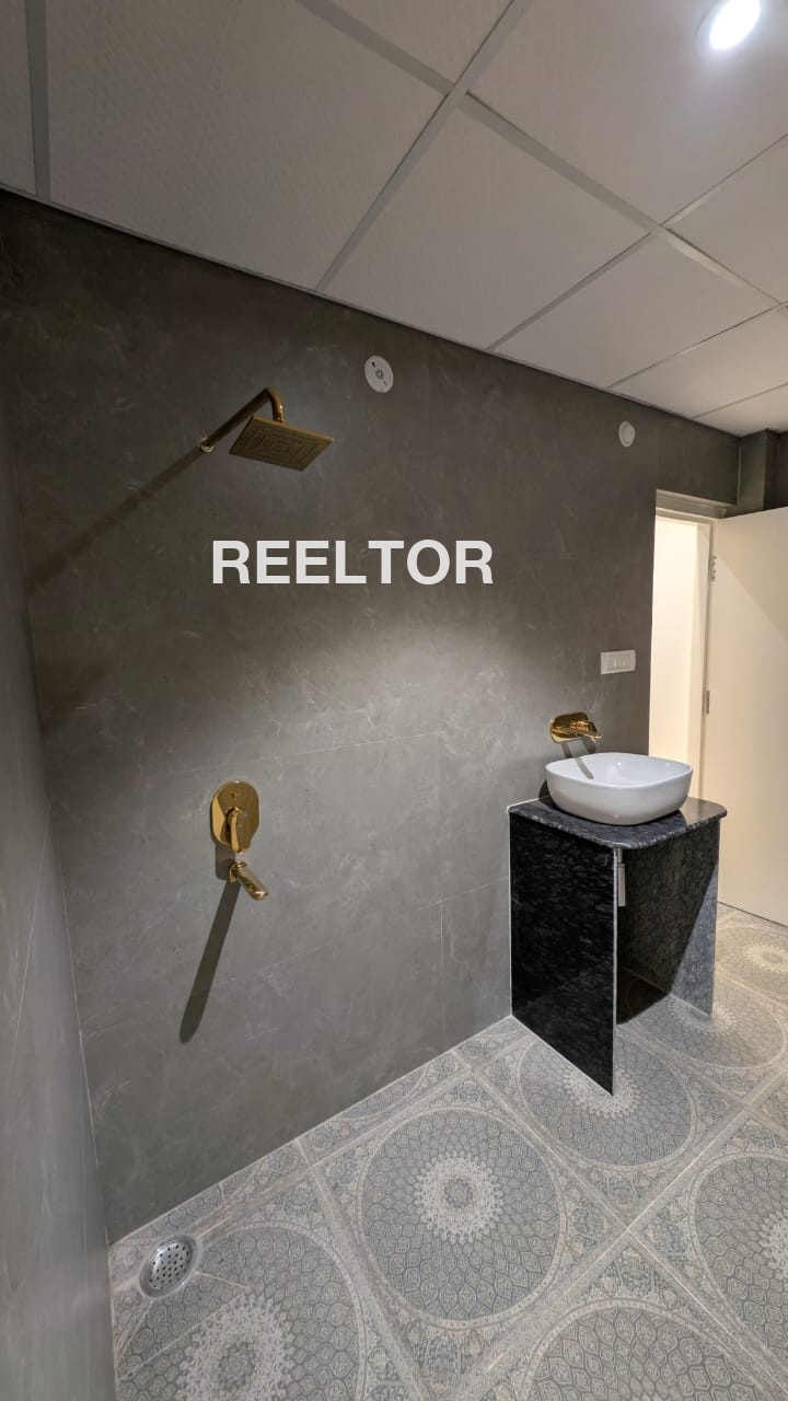 Shop For Rent In Punjabi Bagh