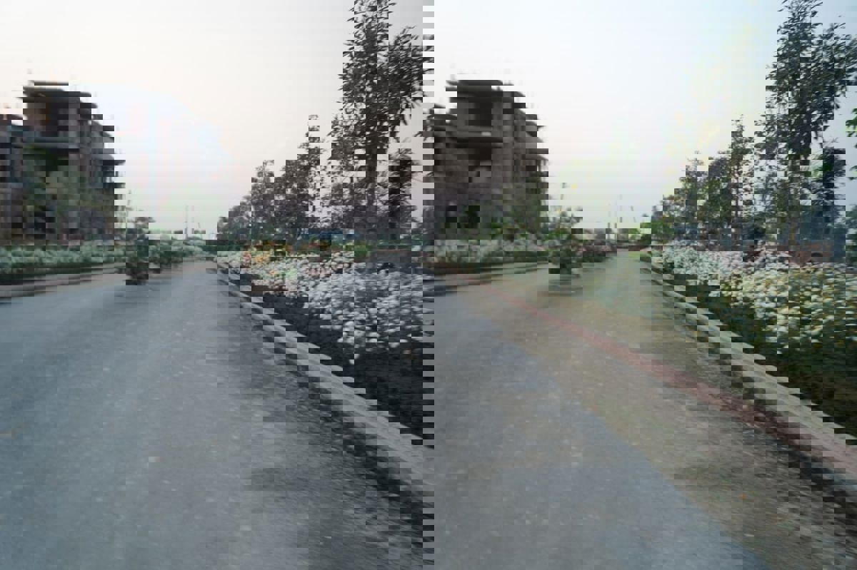 Villa For Rent In Dhekpur Berasia