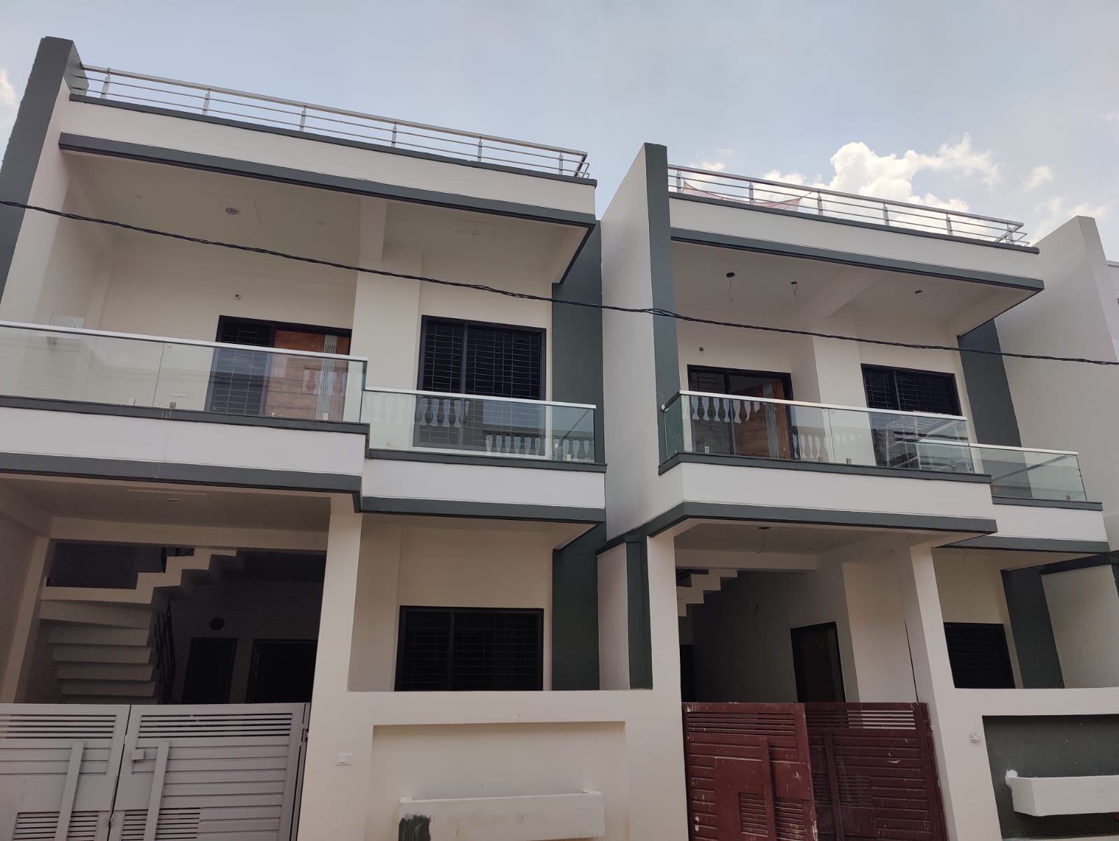 Villa For Sale In Jhatta Gautam Buddha Nagar