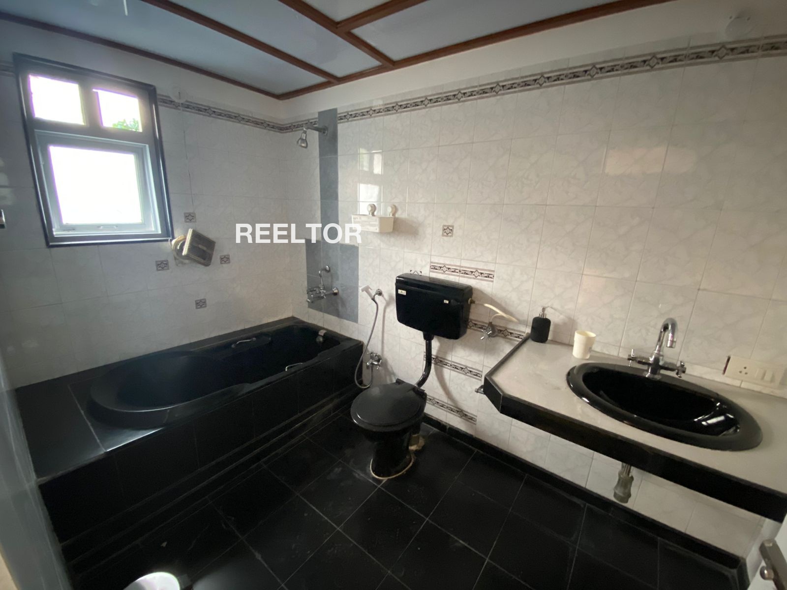 Villa For Sale In Chamiar Bhadrota