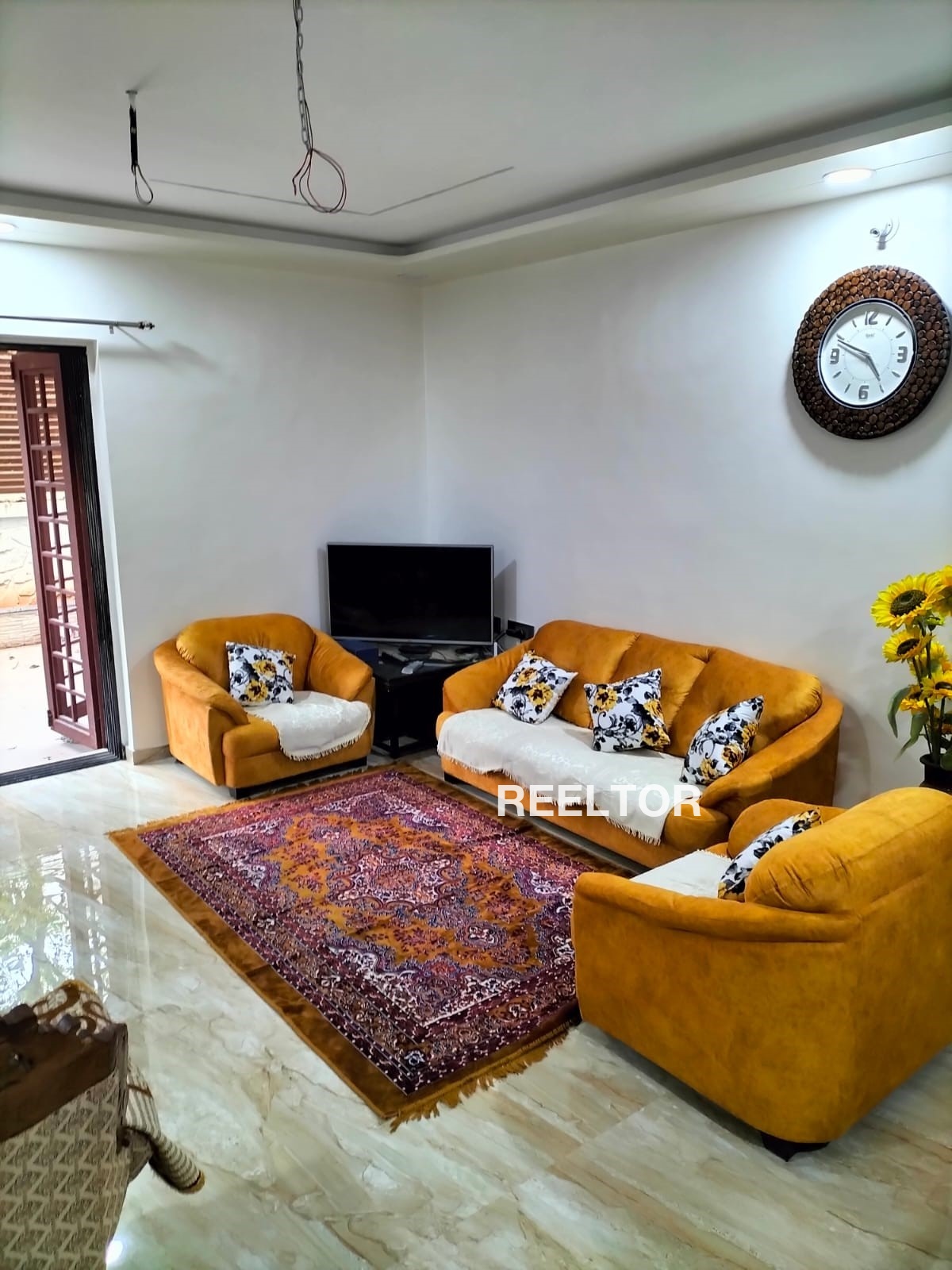 Villa For Rent In Khaspuriya Nainwa