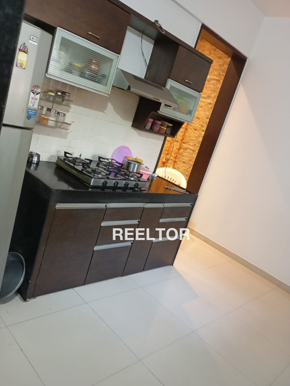 Villa For Sale In Chadroo Mohalla Tral