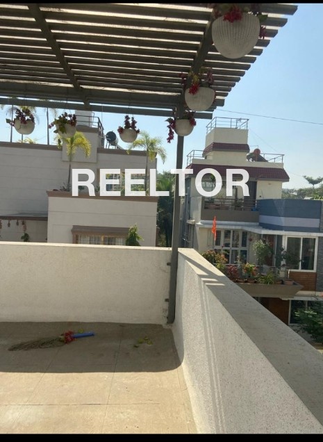 Villa For Sale In Chadroo Mohalla Tral