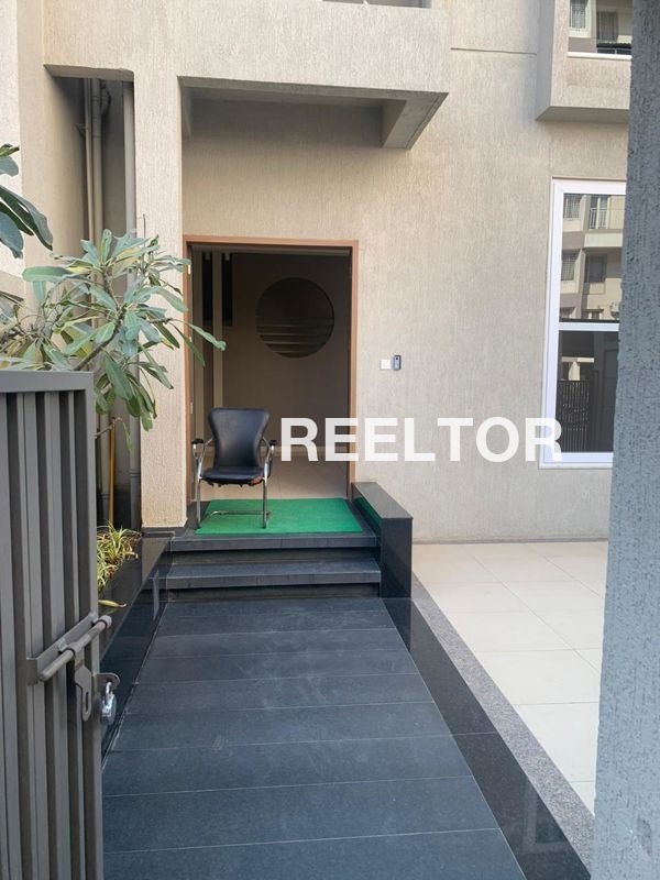 Villa For Sale In Chak Sighadi Guna