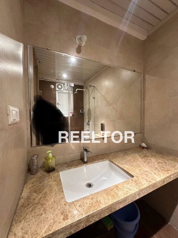 Villa For Rent In Wadivale Mawal