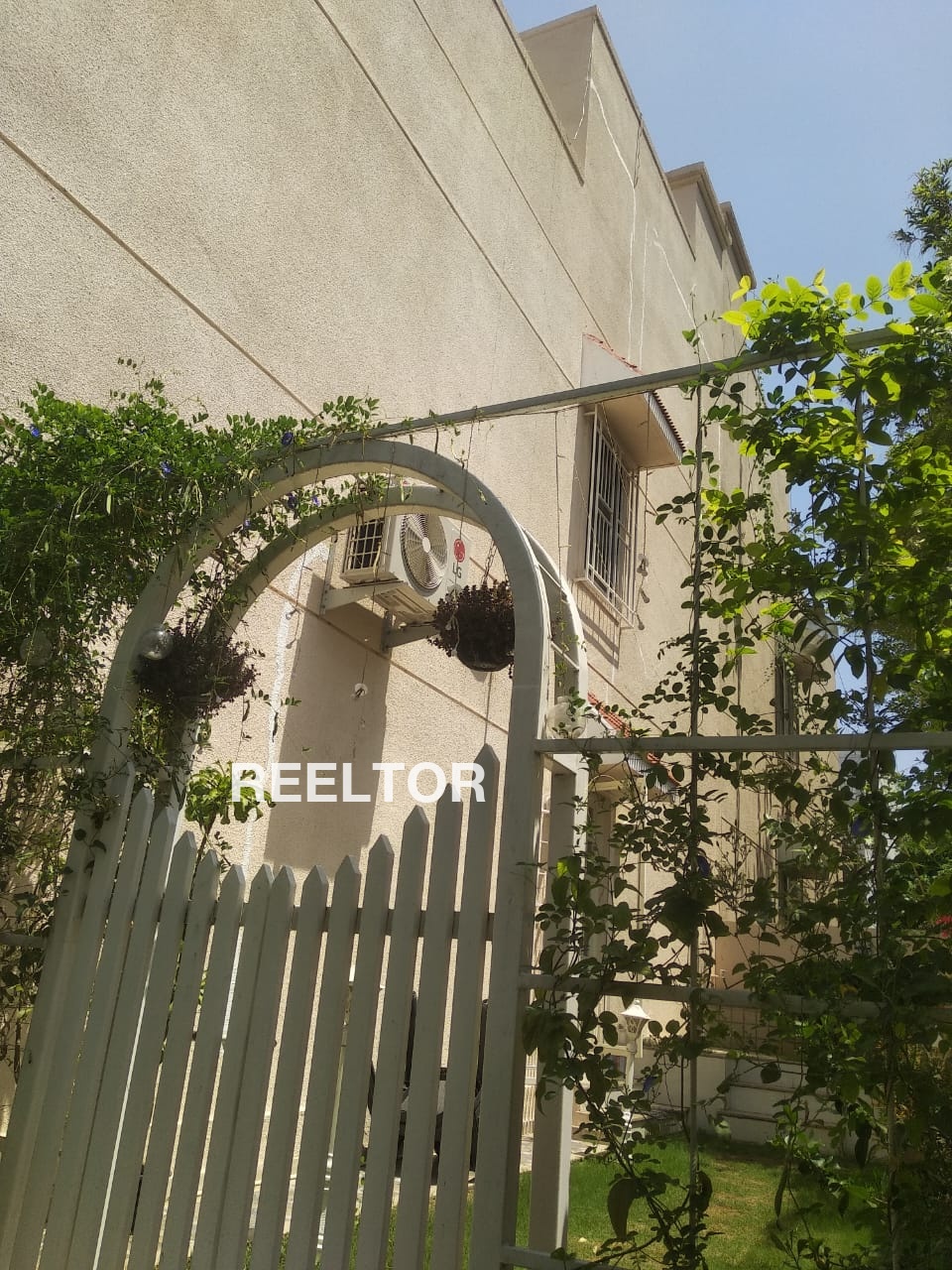 Villa For Sale In Thmal Renuka
