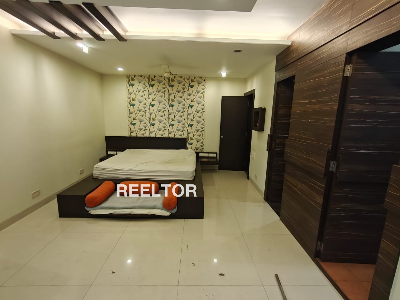 Hans Enclave Gurgaon Rent