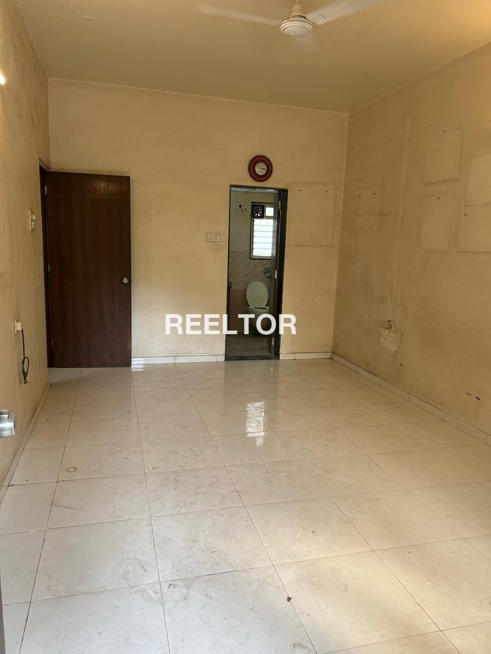 Shop For Rent In H 4 Jhuggi Model Town