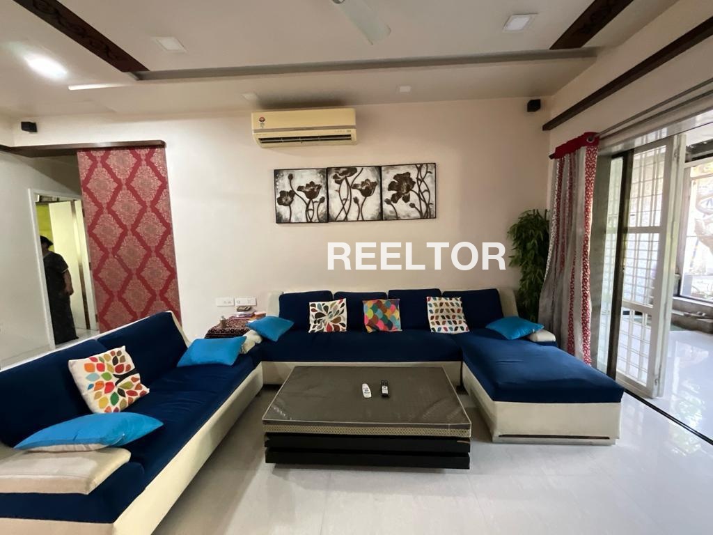 Shop For Rent In Gautam Nagar Defence Colony