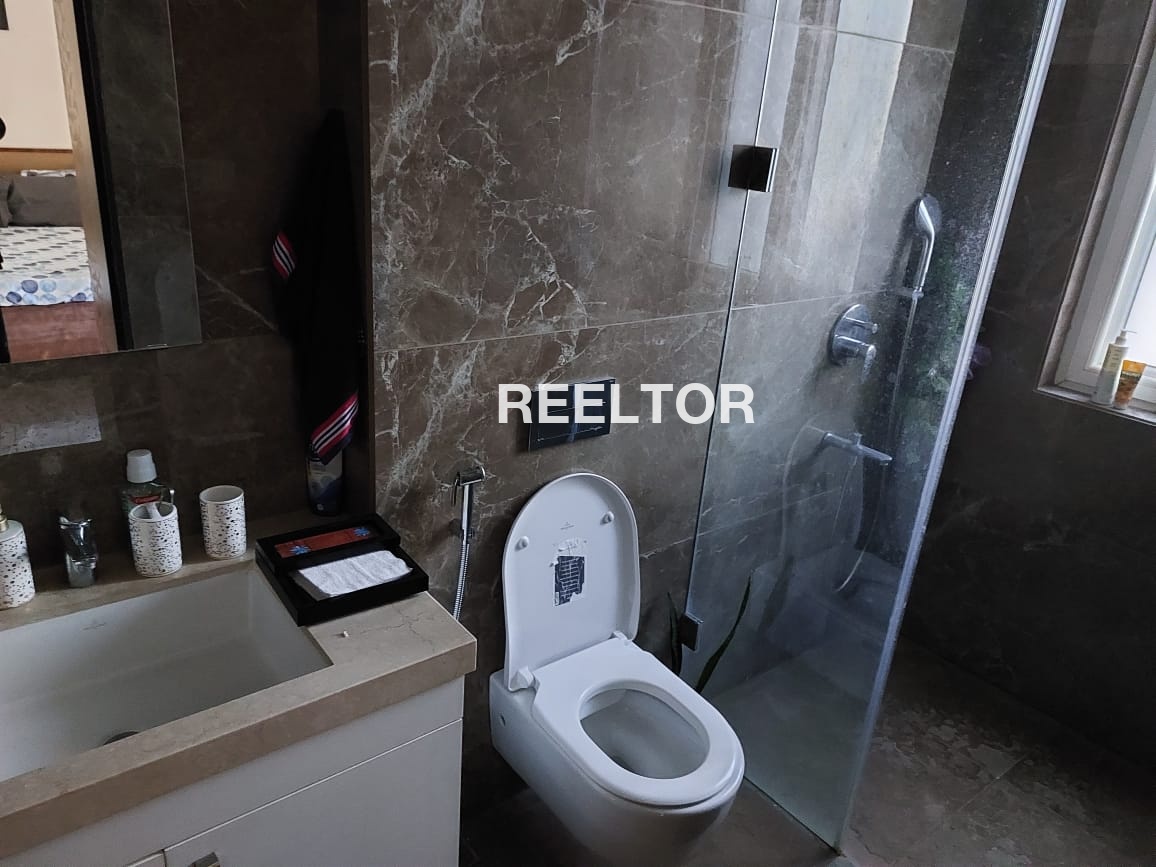 Villa For Sale In Super Market Dispur