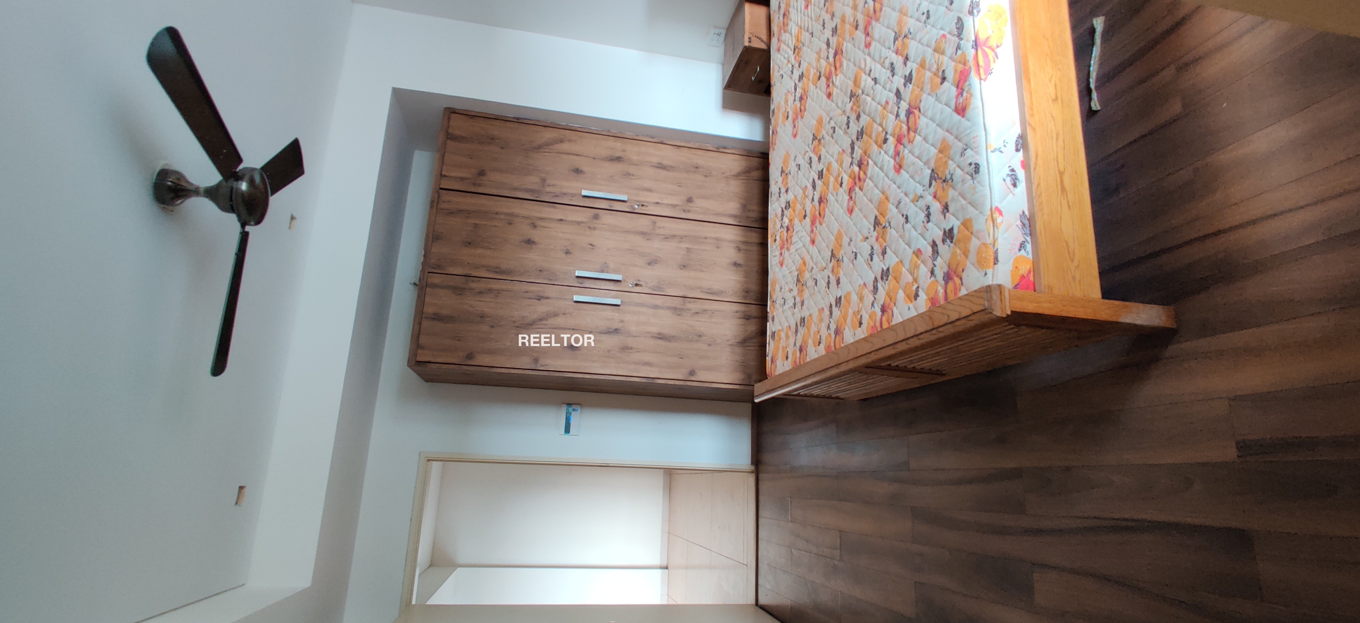 2 Bhk Near Mg Road Gurgaon