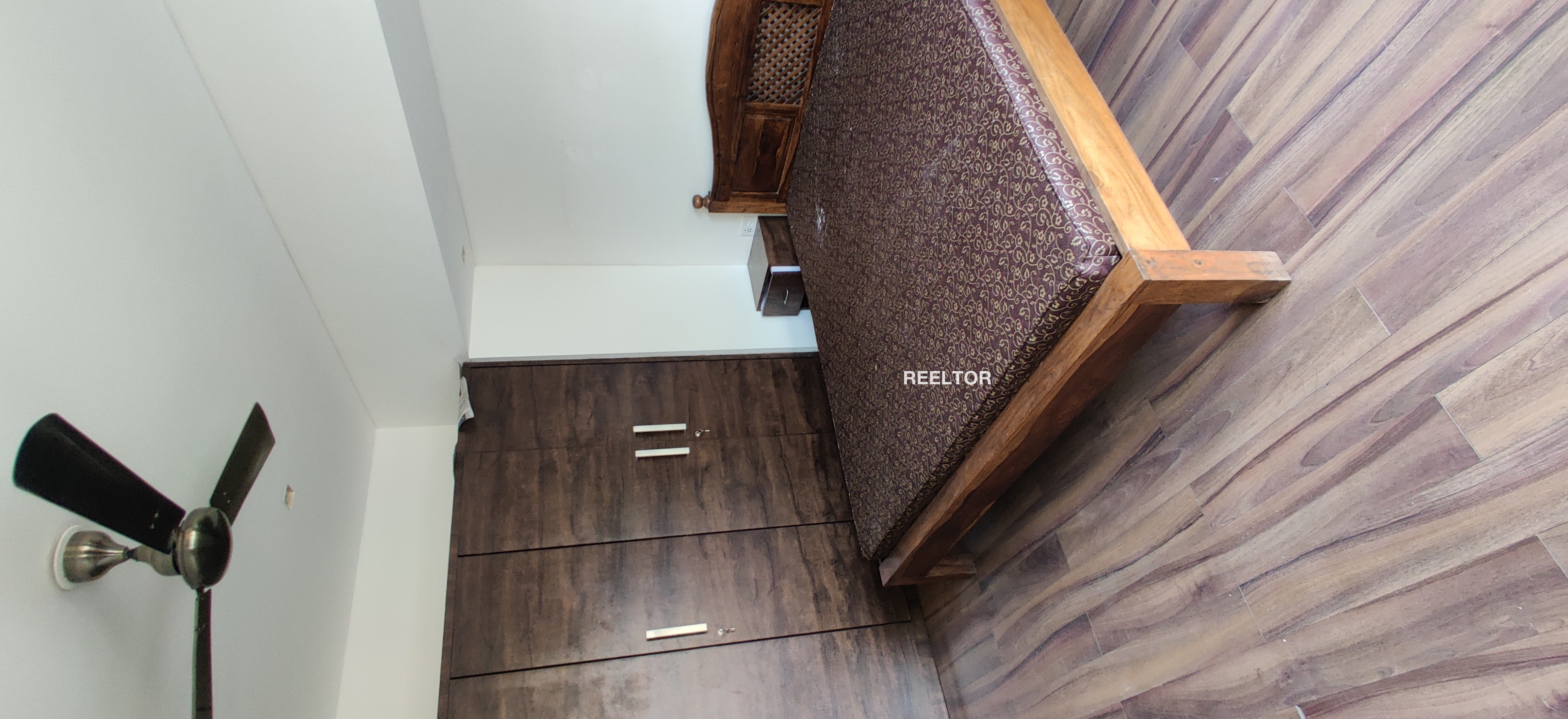 Villa For Rent In Amrawat Raisen