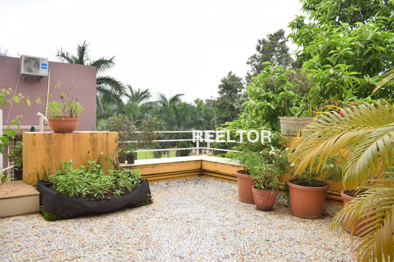 Villa For Rent In Bari Bijgan Padhar