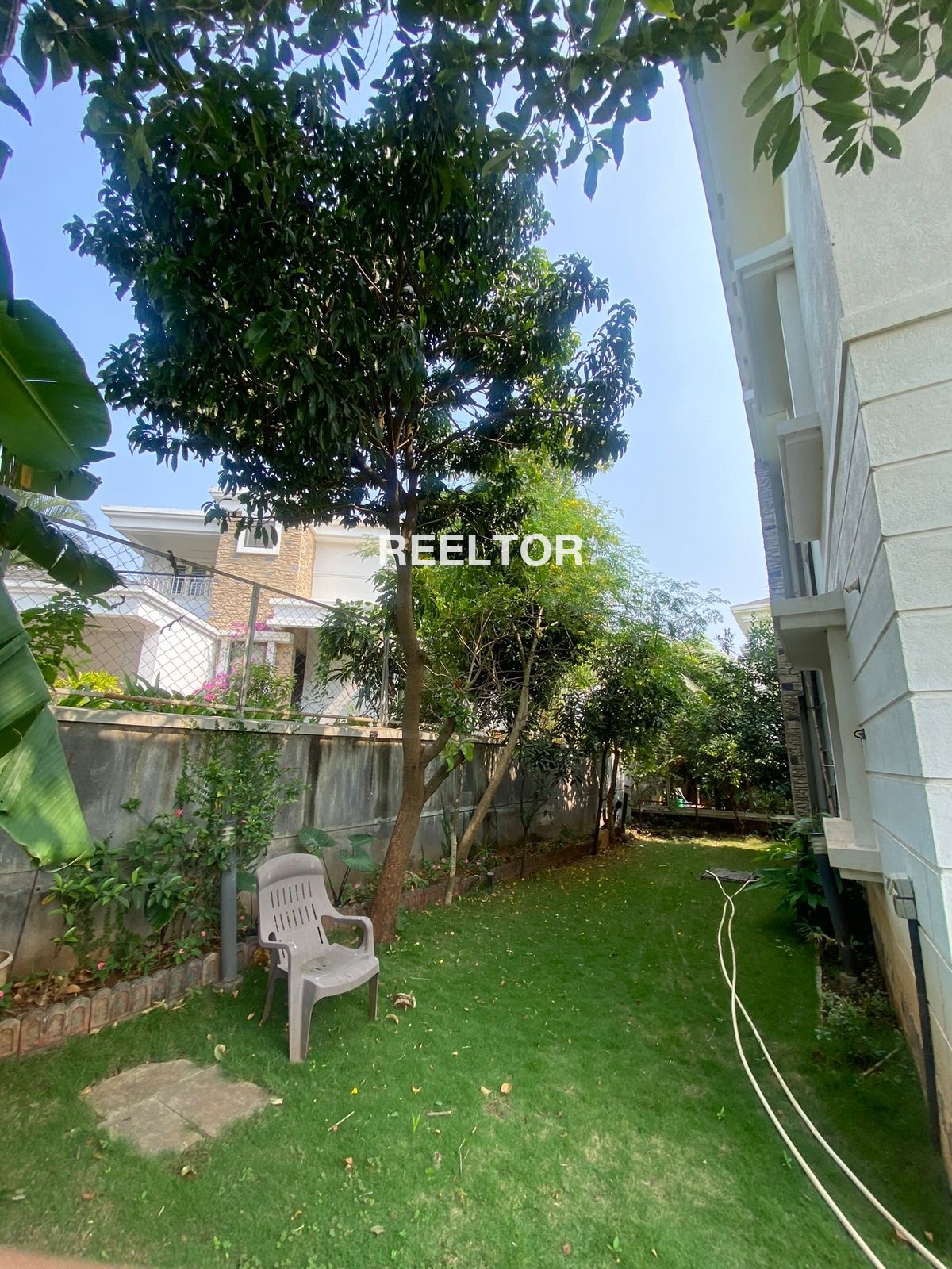 Individual House With Shop For Sale In Chennai