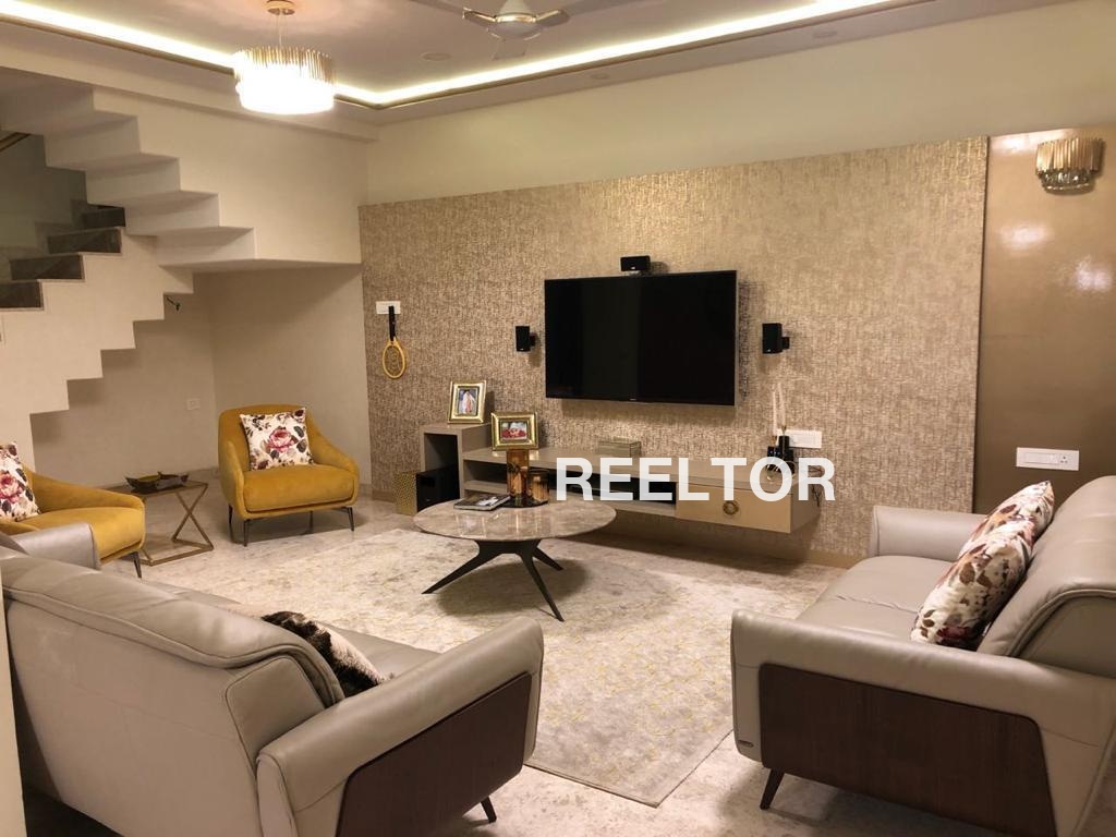 Shop For Sale In Rajouri Garden