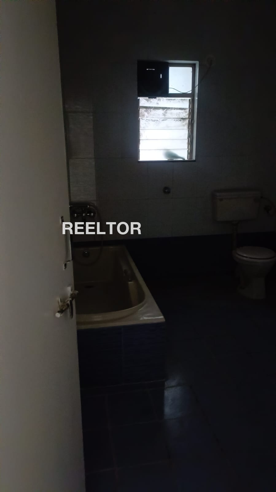 Villa For Sale In Moddar Kutiyana