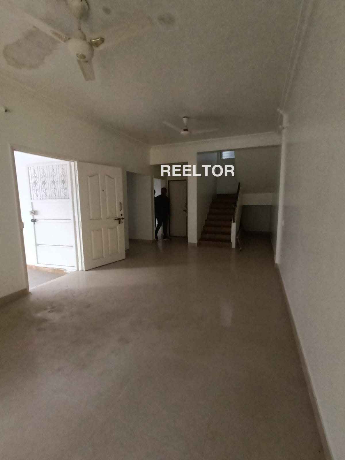 Villa For Sale In Chadroo Mohalla Tral