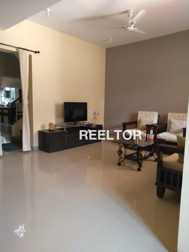 Shop For Sale In Navjeevan Vihar Hauz Khas