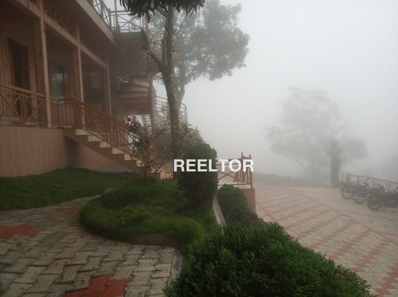 Shop For Rent In Auli